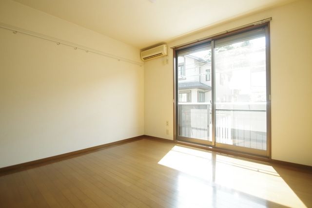 居室・リビング　★お問い合わせはタウンハウジング町田店まで★