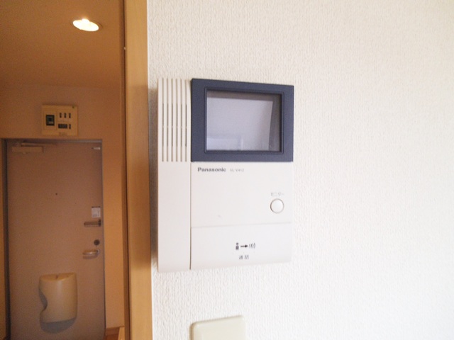 セキュリティ　モニタ付きのインターホンです