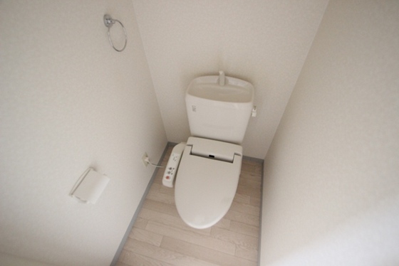 トイレ　※別部屋の写真です