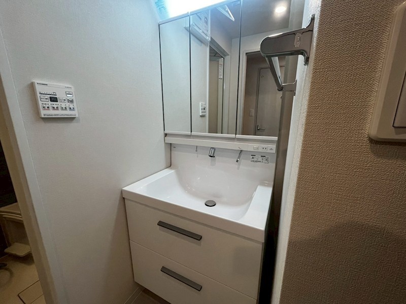 洗面設備　※同物件別部屋　写真参照※