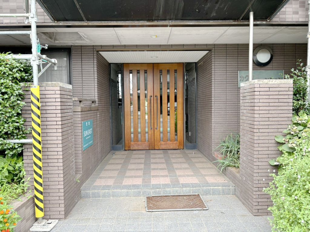 エントランス　エントランス