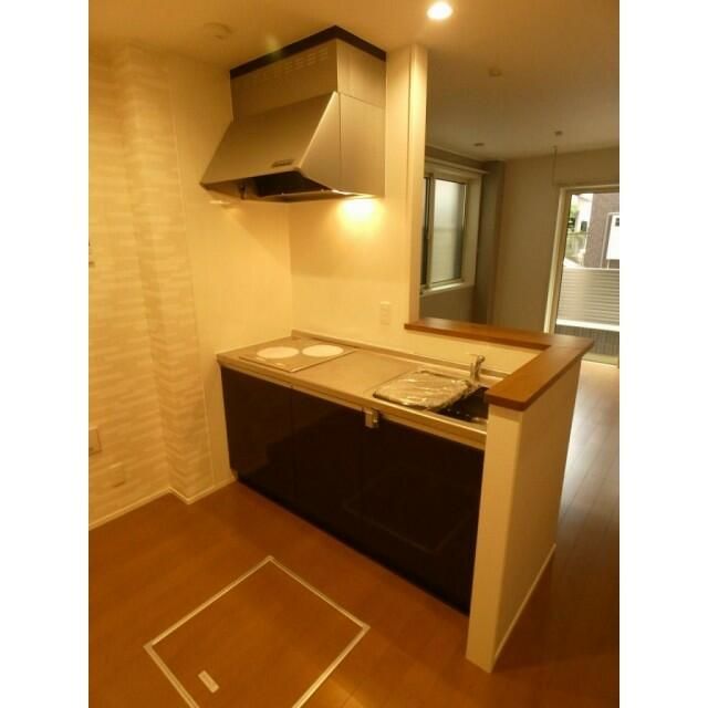 キッチン　※別部屋参考写真