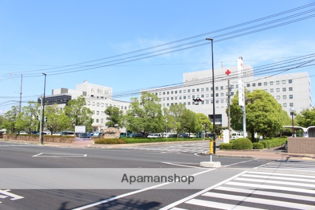 病院　岡山赤十字病院（病院）まで750m