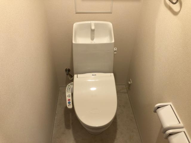 トイレ　シャワー付トイレ