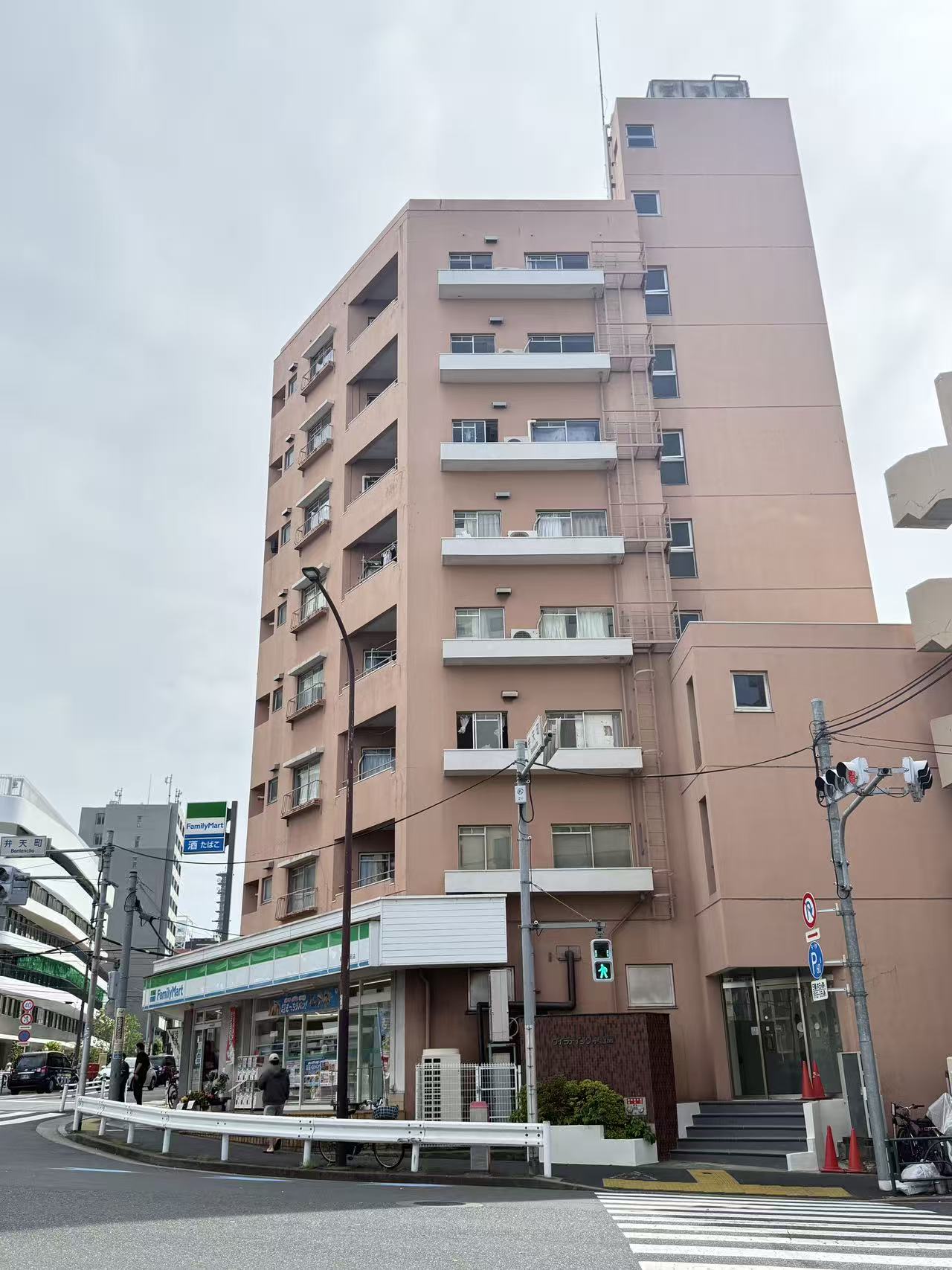 建物外観