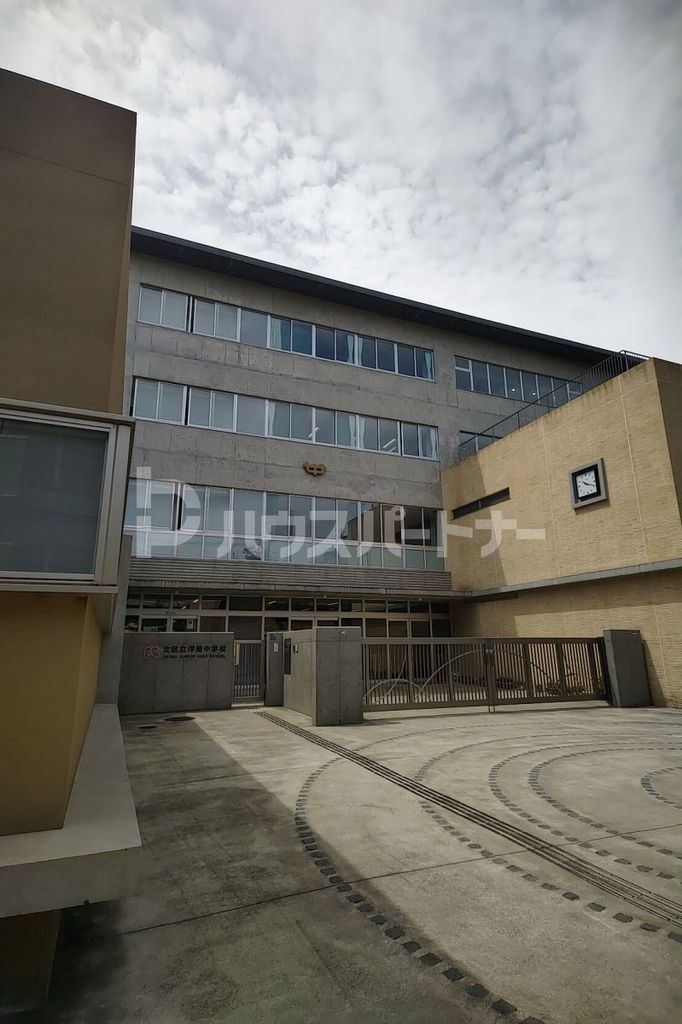 中学校　北区立浮間中学校（中学校）まで420m