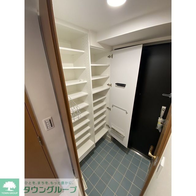 その他　靴箱