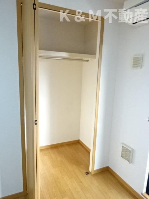 収納　?