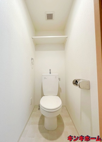 トイレ　写真は別のお部屋です。