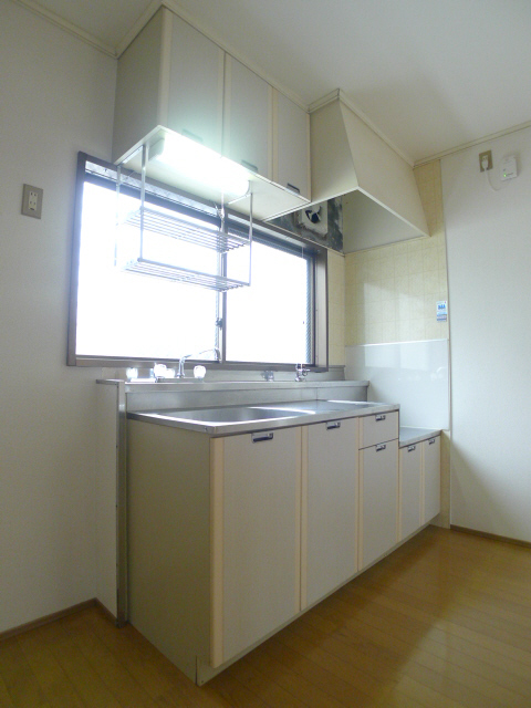 キッチン　写真は102