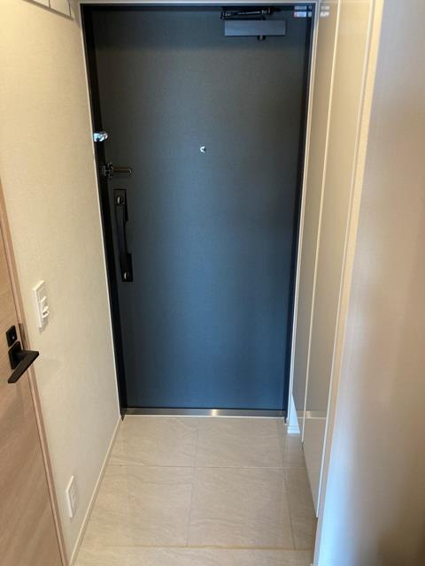 玄関　※写真は同タイプ住戸です。