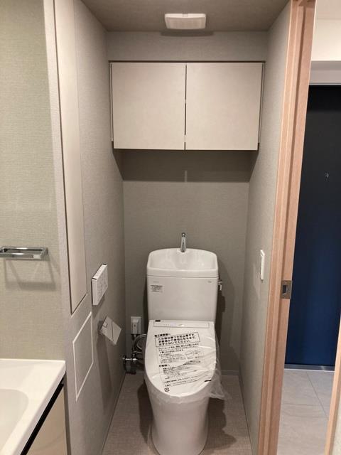 トイレ　※写真は同タイプ住戸です。