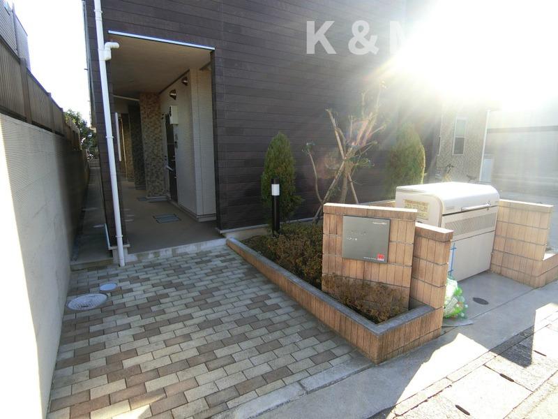 庭　簡単な家庭菜園も楽しめるお庭です