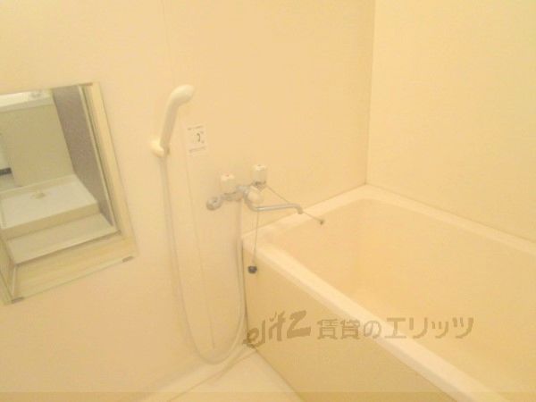 バス・シャワールーム　風呂