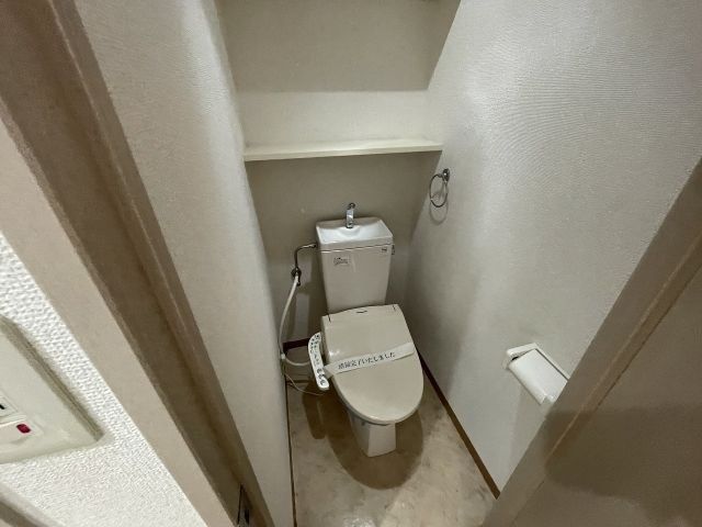 トイレ　トイレ