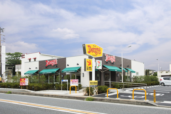 その他　デニーズ片瀬山店（その他）まで453m