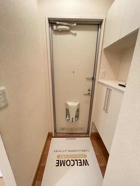 玄関　別部屋参考写真です