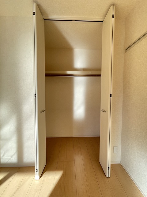 収納　別部屋参考写真です