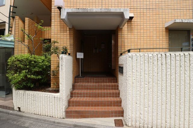 エントランス　オートロック
