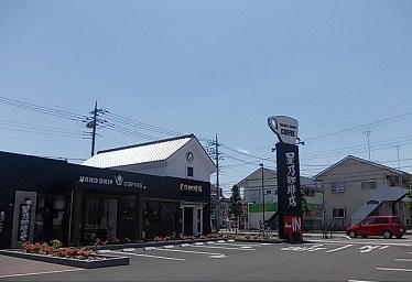 飲食店　星乃珈琲店三芳店（飲食店）まで450m