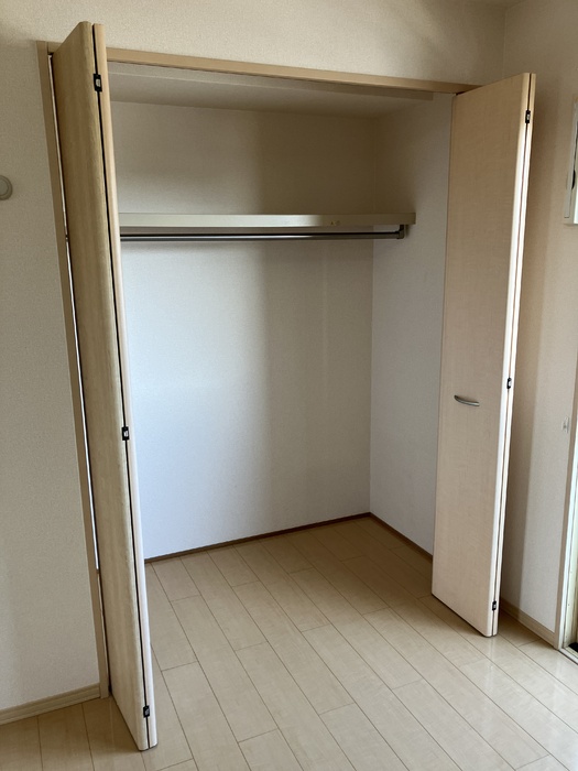 収納　クローゼット