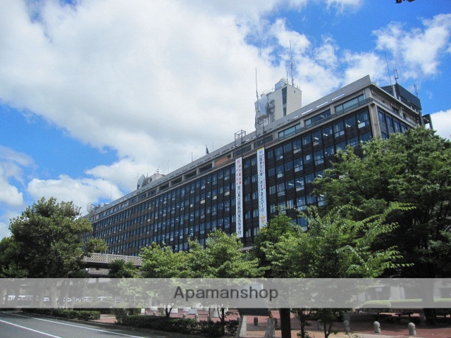 役所　岡山県庁（役所）まで1452m