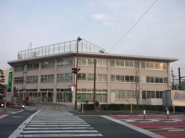 郵便局　豊橋郵便局（郵便局）まで590m