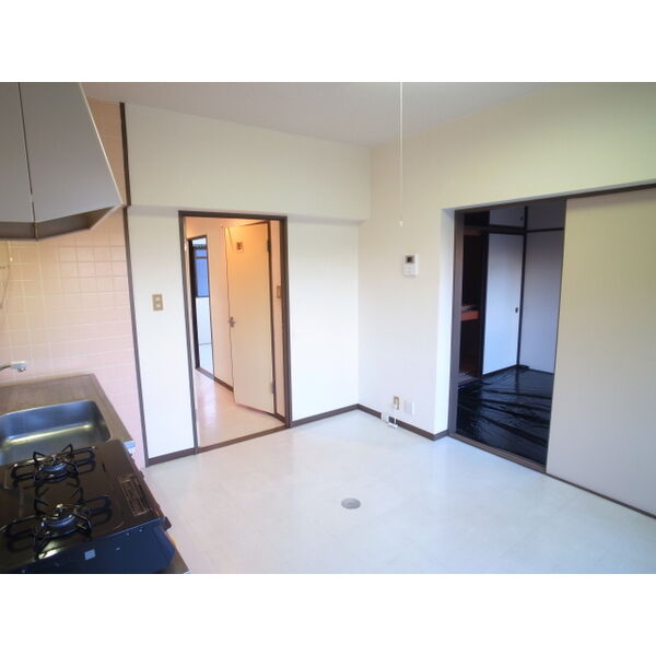 居室・リビング　★ペット飼育可・マンション・駐車場有り・仙台駅圏内・２ＤＫ★