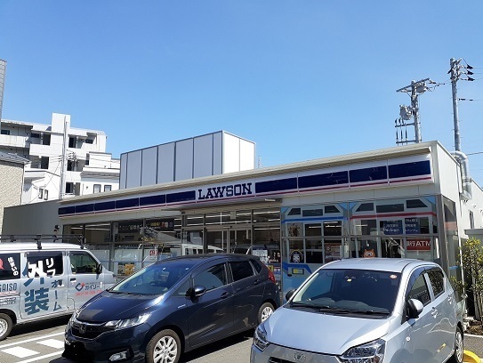 コンビニ　ローソン鎌倉富士見町駅前店（コンビニ）まで365m