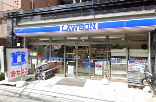 コンビニ　ローソン 船橋本町四丁目南店（コンビニ）まで302m