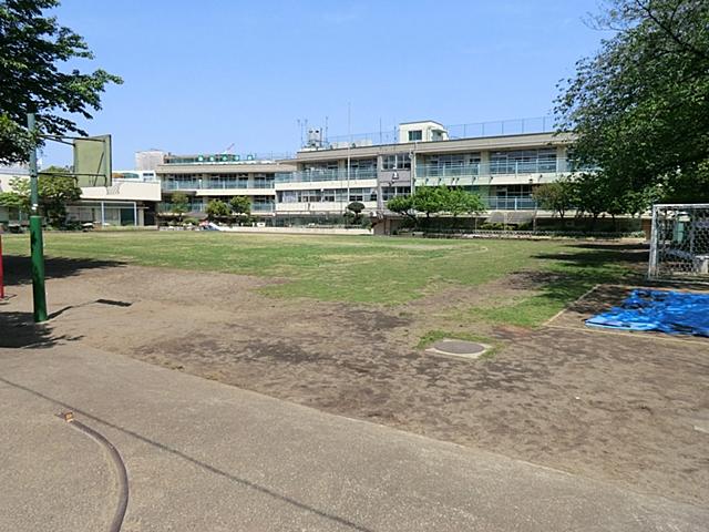 小学校　板橋区立弥生小学校（小学校）まで467m