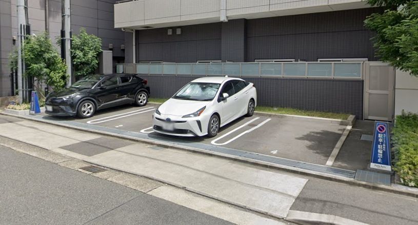 駐車場　駐車場