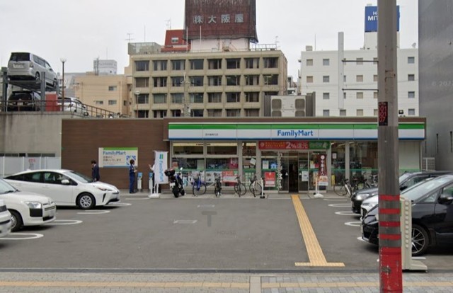 コンビニ　ファミリーマート　西中島南方（コンビニ）まで674m