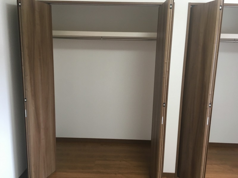 収納　反転間取り写真