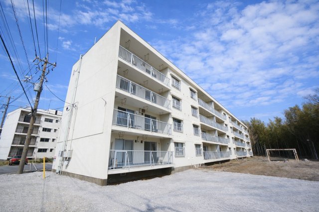 建物外観　物件、駅でお待ち合わせでのご案内歓迎！