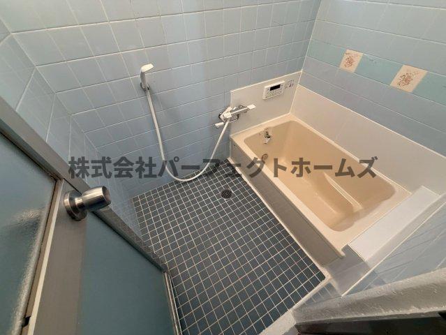 バス・シャワールーム　ゆったり過ごせるお風呂です