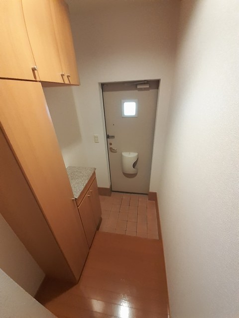 玄関　図面と現状に相違がある場合には現状を優先