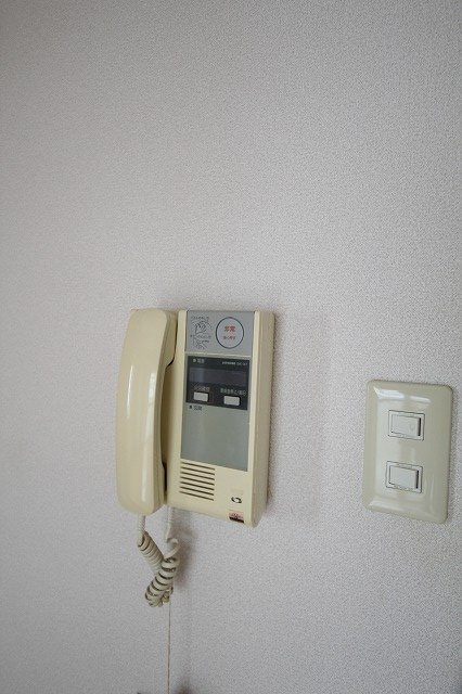 セキュリティ　同物件別号室のものです。