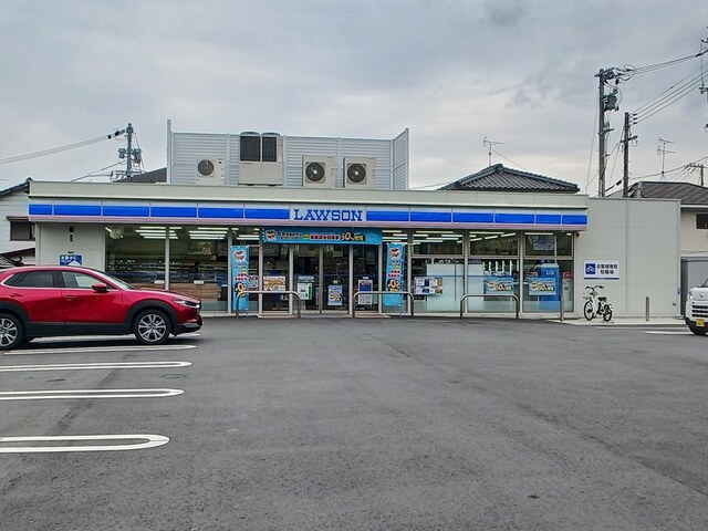 コンビニ　ローソン利松１丁目店（コンビニ）まで350m