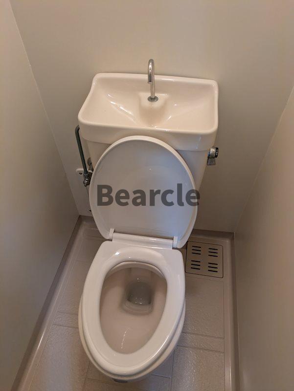 トイレ　トイレもきれいです
