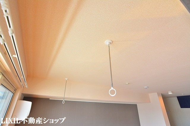その他設備　ＬＤＫに室内物干しがあります。