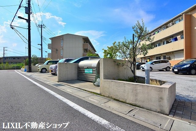 その他共有部分　敷地内にゴミ置場があります。