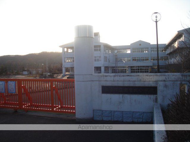 その他　南吉成小学校（その他）まで580m