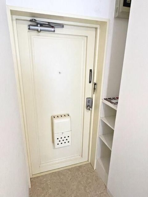 玄関　別部屋参考写真です