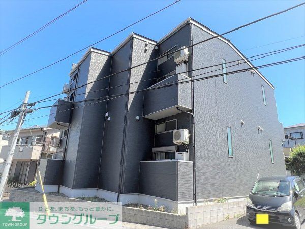建物外観　2011年築です
