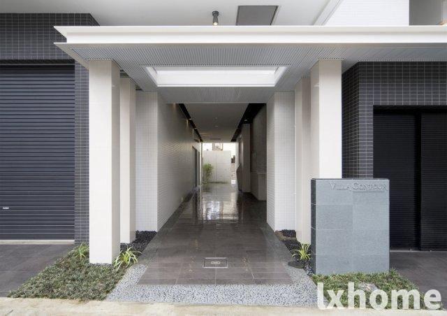 エントランス　建物の内部です