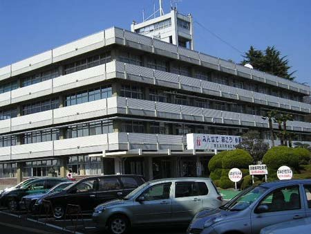 役所　小山市役所（役所）まで284m