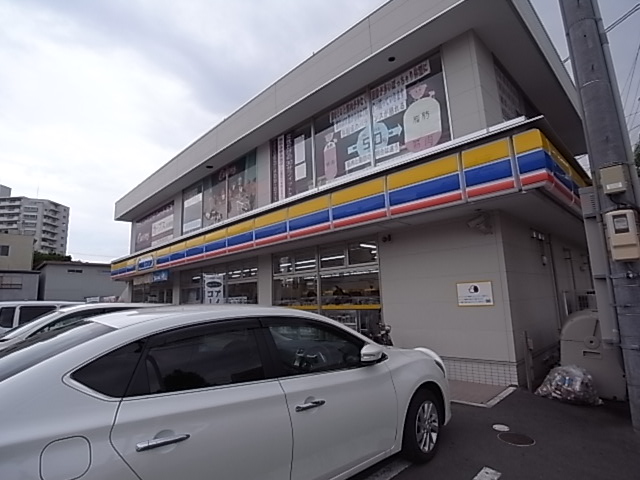 コンビニ　ミニストップ（コンビニ）まで78m