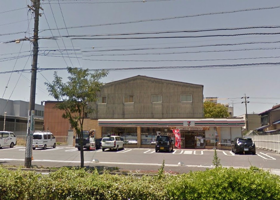 コンビニ　セブンイレブン 名古屋浦里5丁目店（コンビニ）まで300m