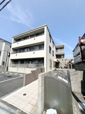 建物外観　バルコニー